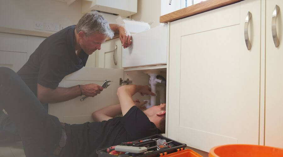 Professional burst pipe repair services in Wimauma, FL
